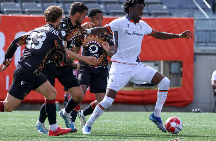 Forge FC, Canadian Premier League, Valour FC