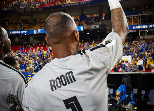 ‘Room’ for history as debutants Curacao claim their first World Cup point